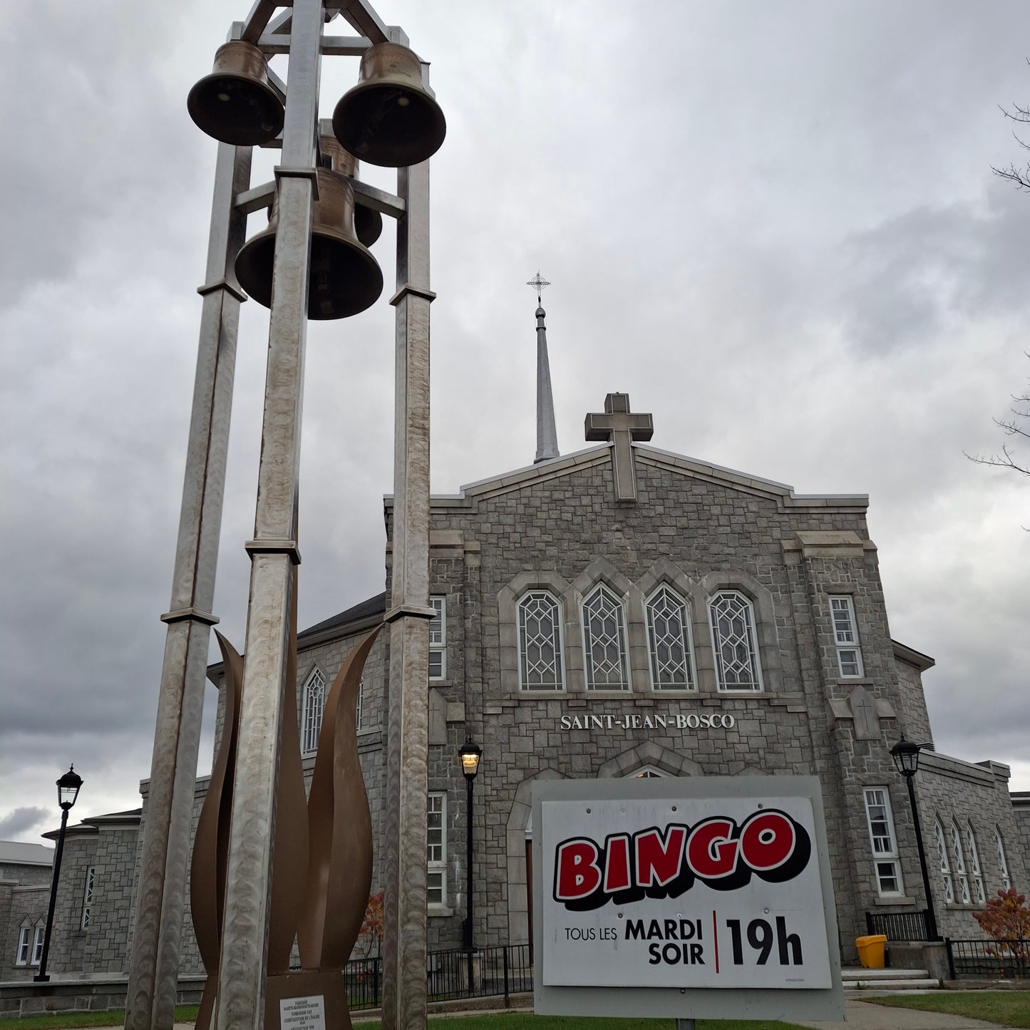 Église Saint-Jean-Bosco