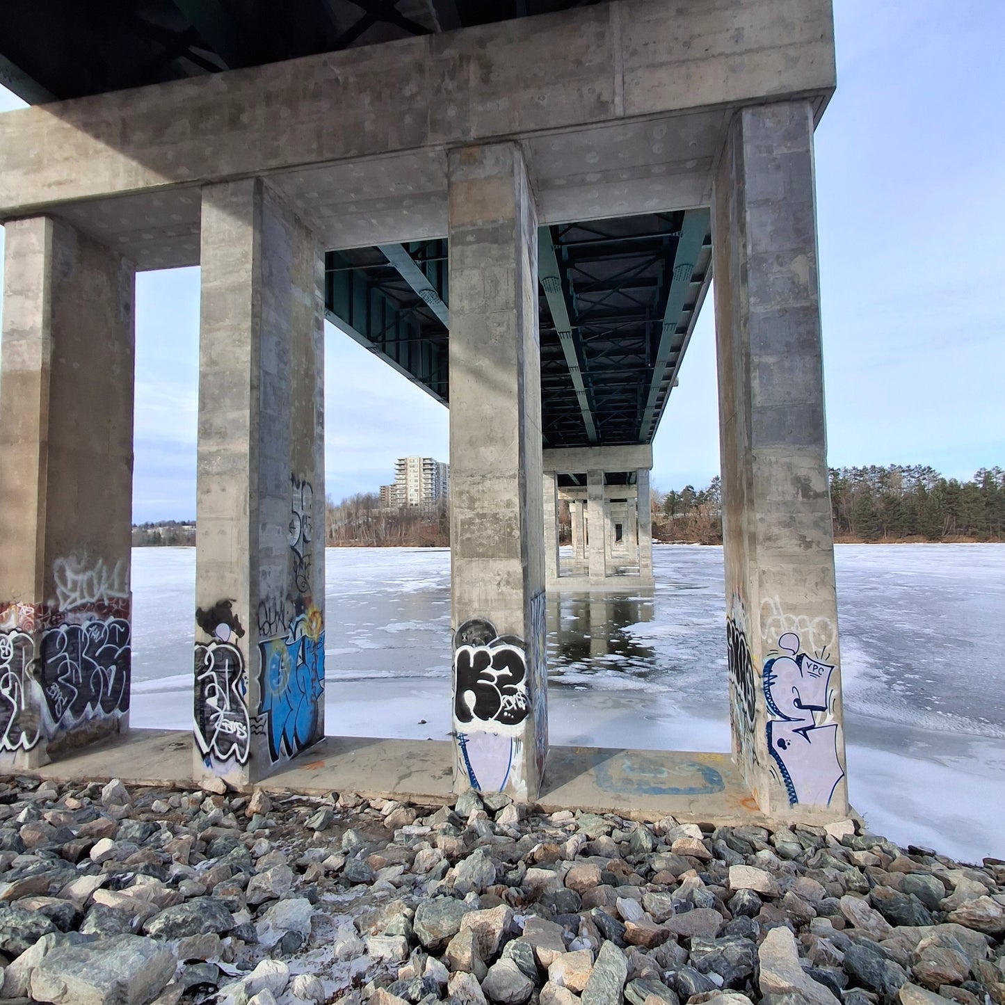 2025-12-20 13:28 (Vue SPN)